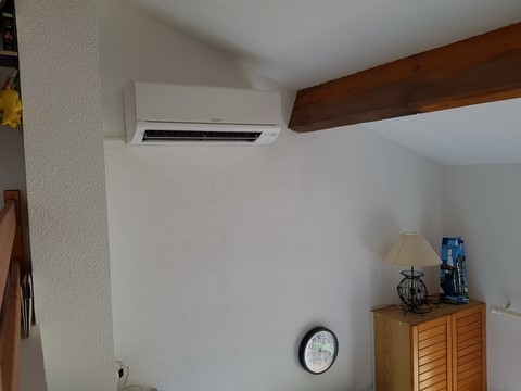 split MSZ DM25 pour chambre