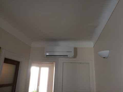 climatisation dans couloir pour salon